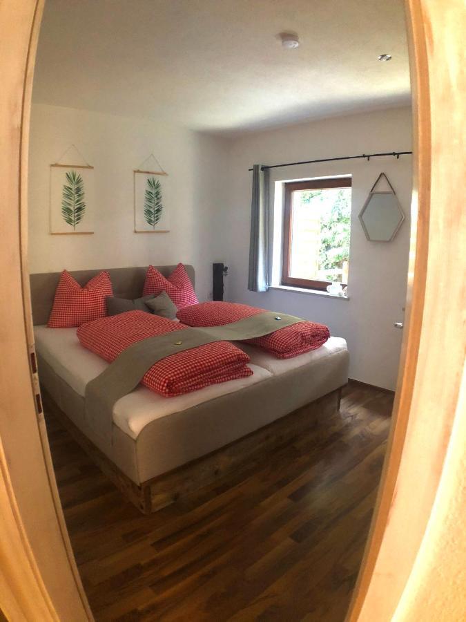 M's Wood Appartement Maishofen Buitenkant foto